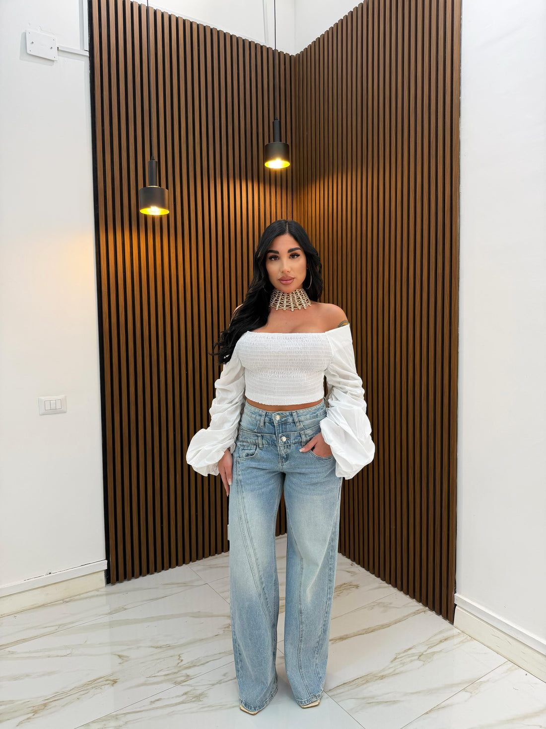 MAGLIA A SBUFFO BIANCO